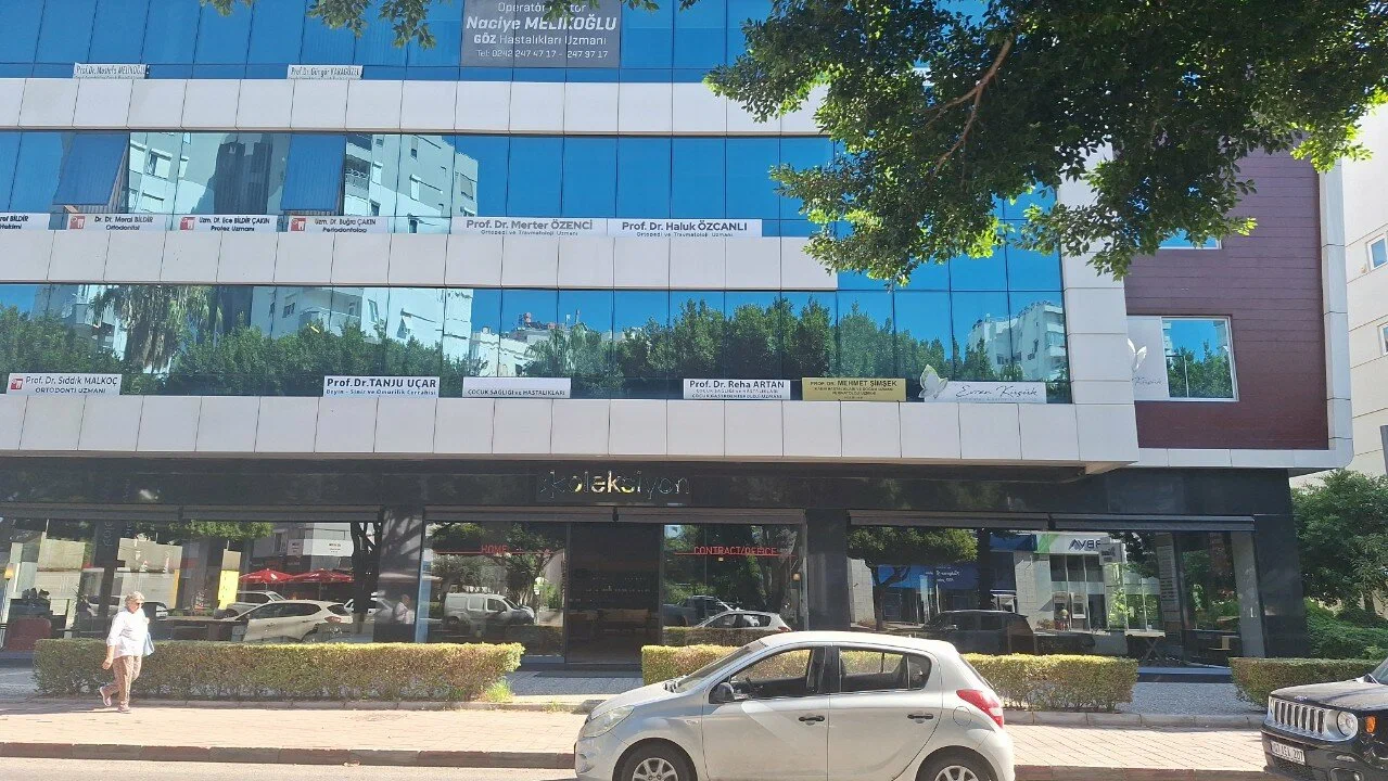 Operatör Doktor Naciye Melikoğlu